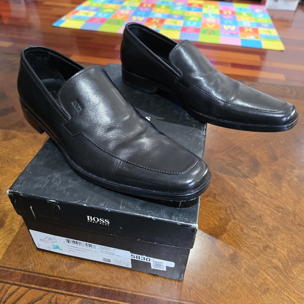 Hugo Boss Chesterfield Men's Black Leather Loafers